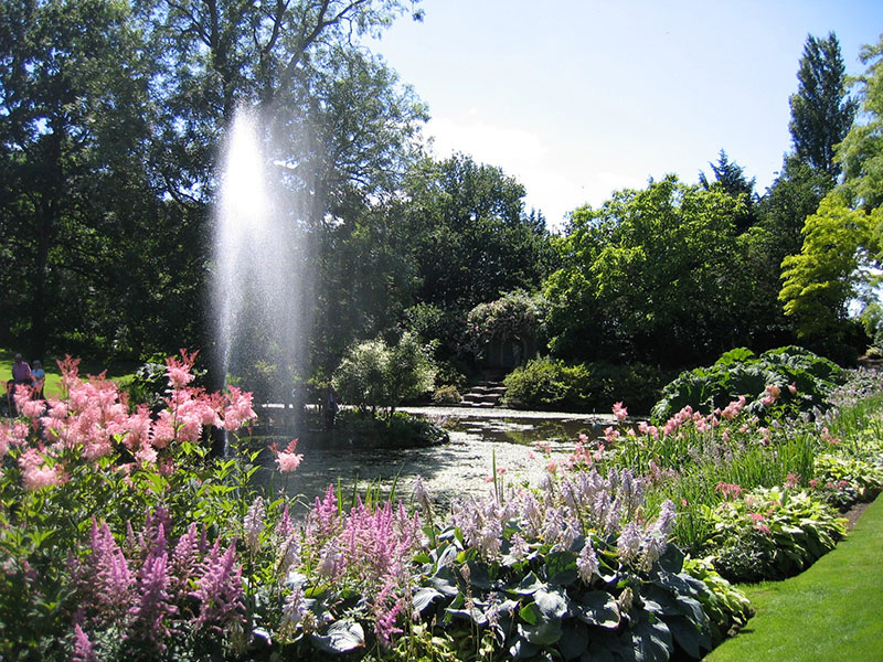 Barham Hall lake and fountain